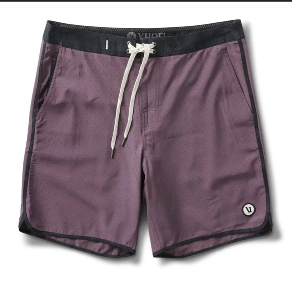 Vuori Cruise Board Short Burgundy - Picture 1 of 4